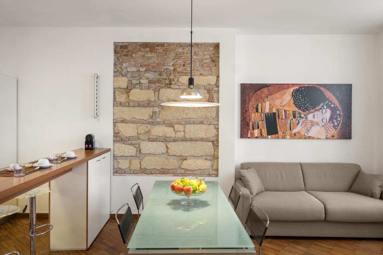 Апартаменти Flats4Rent Casa Sailu Верона Екстер'єр фото